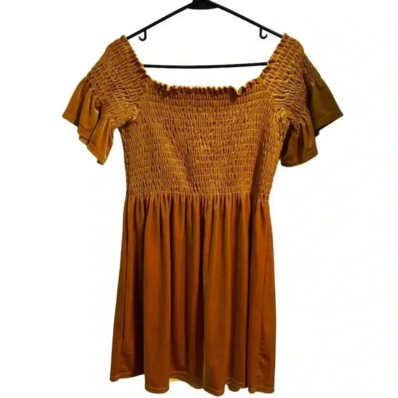 Urban Outfitters Clara Velvet Off The Shoulder Dress Size Large - Picture 3 of 5